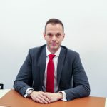 Medicul Mihnea Prundeanu directorul Spitalului Orasensc dr Traian Herta din Jibou va transmite urari de Paste Fericit