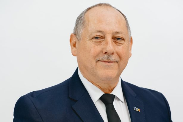 Primaria Ileanda va doreste un Paste Fericit si o Florie plina de liniste