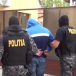 Un recidivist a fost arestat de Paste dupa ce a agresat un policist de la Sectia Zalau cu o sticla