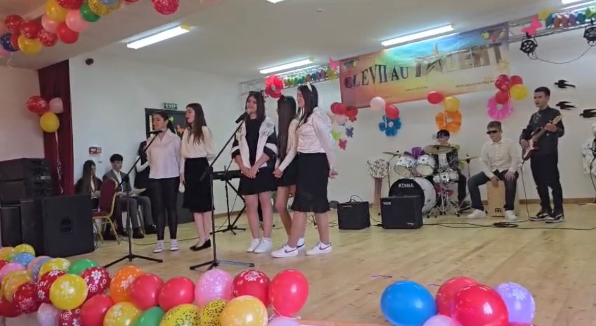 VIDEO Primul band rock format intr o scoala din Salaj a impresionat pe scena si a obtinut Marele Premiu la Festivalul Elevii au Talent