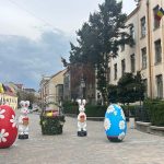 Zalau ul se pregateste pentru Paste decoratiuni festive in diverse locuri din oras