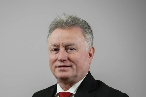 deputatul ionel ciunt va transmite urari de paste fericit si florii pline de liniste