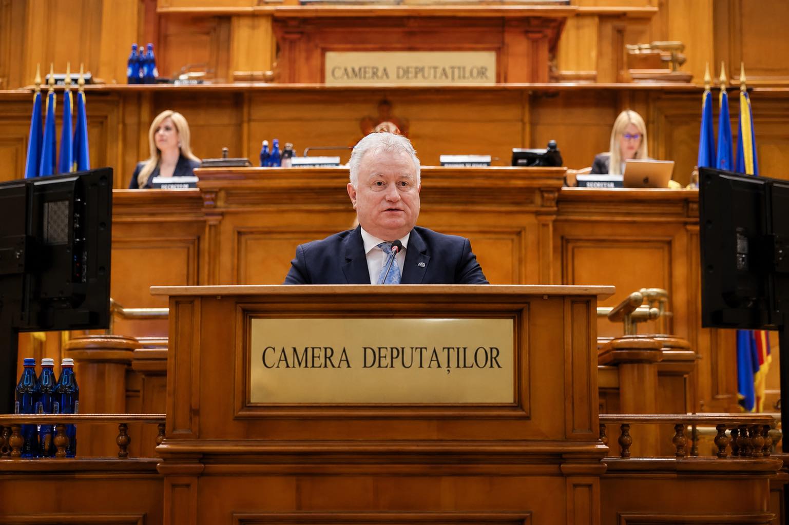 Ionel Ciunt presedintele Comisiei pentru Agricultura anunta ajutoare de aproximativ 66 de milioane de euro pentru fermierii de porci si bovine