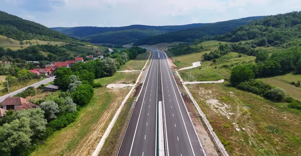 moment istoric maine dupa amiaza se inaugureaza autostrada dintre poarta salajului si zimbor