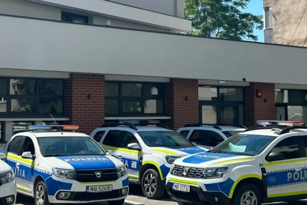 Momente tensionate la Poliția Zalău. O femeie a necesitat intervenția ambulanței