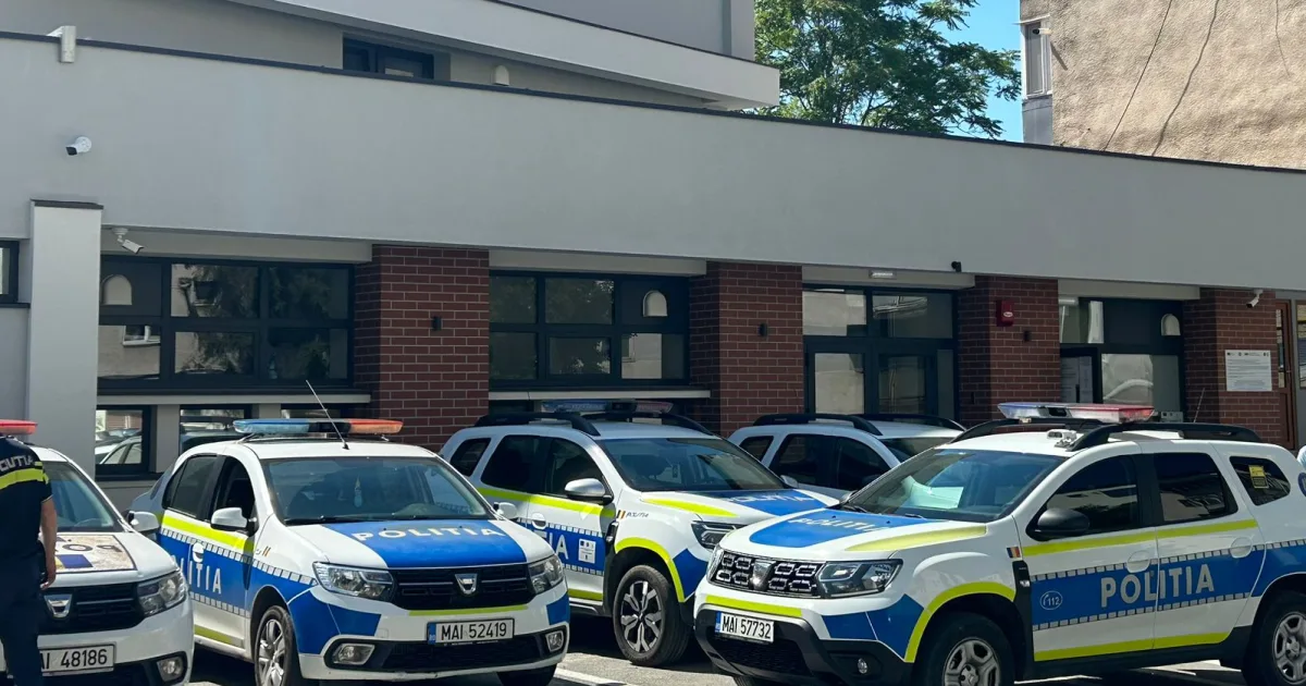 Momente tensionate la Poliția Zalău. O femeie a necesitat intervenția ambulanței